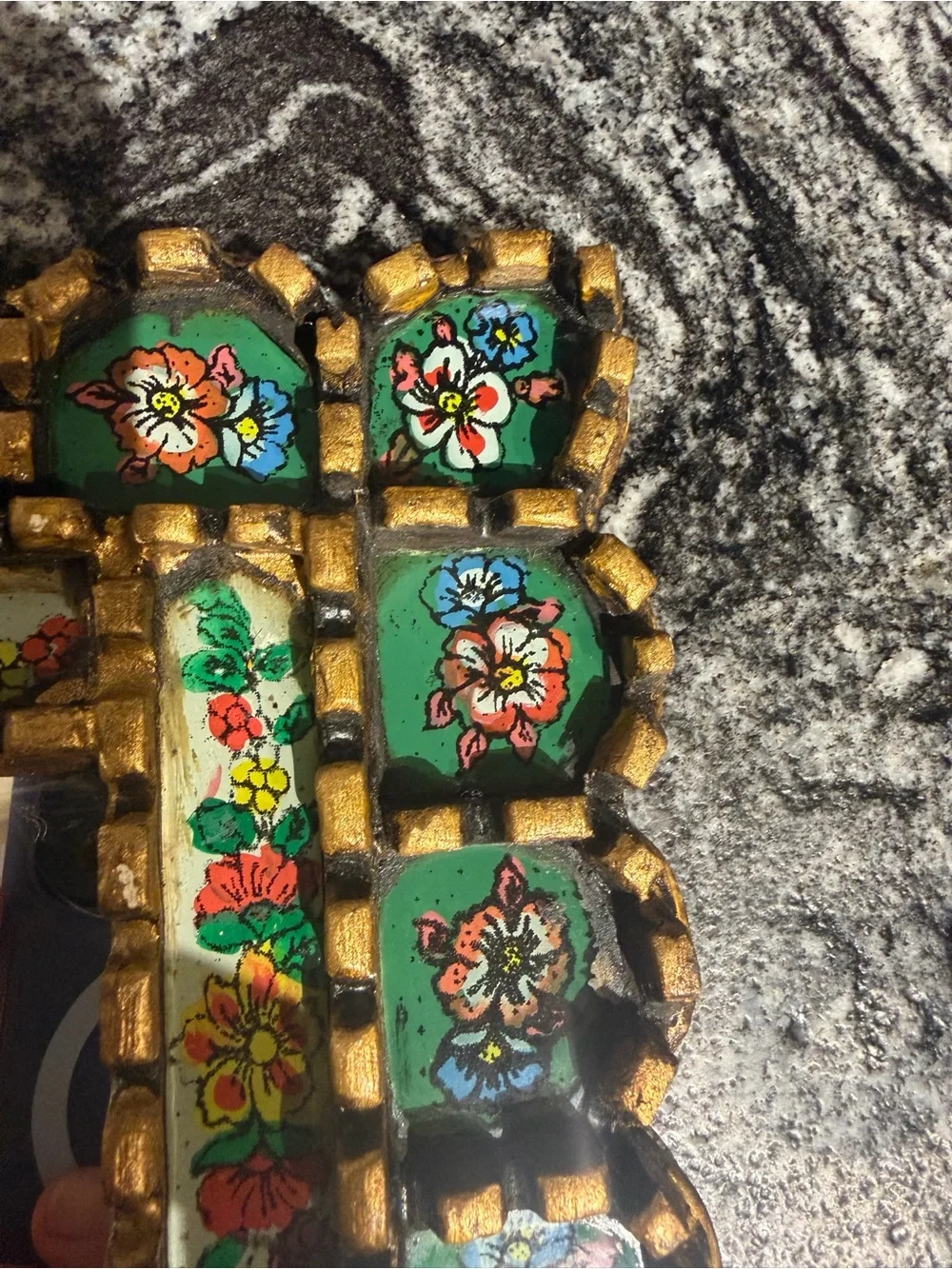 N/A 11” 8”ornate